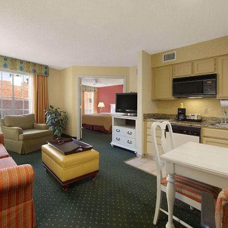 Hawthorn Suites By Wyndham Джаксънвил Екстериор снимка