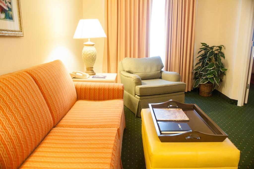 Hawthorn Suites By Wyndham Джаксънвил Екстериор снимка